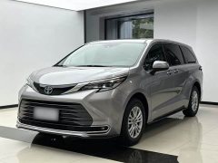 Toyota Sienna 2.5L Hybrid Premium Edition - ფოტო 1