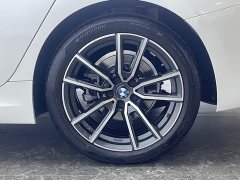 BMW 3 Series Facelift 325Li M Sport Package - ფოტო 10