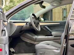 Tesla Model Y Standard Range RWD - photo 4