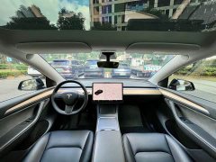 Tesla Model Y Standard Range RWD - photo 5