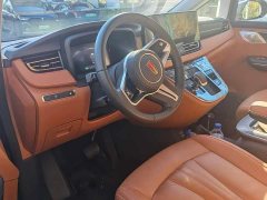 FAW Red Flag HQ9 2.0T Business Edition - photo 3