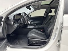 Hyundai Elantra 1.5L CVT Luxury - ფოტო 7