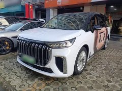 Voyah Dream PHEV Extended Range Luxury Edition - ფოტო 1