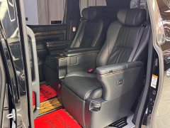 Toyota Alphard Hybrid 2.5L Luxury - photo 16