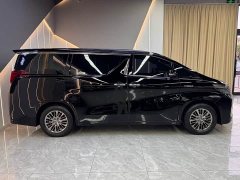 Toyota Alphard Hybrid 2.5L Luxury - photo 6