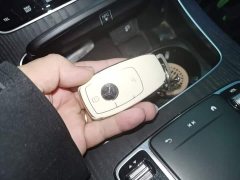 Mercedes-Benz E-Class E 260 L - фото 8