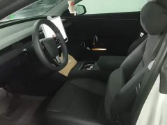 Tesla Model 3 Long Range All-Wheel Drive - ფოტო 11