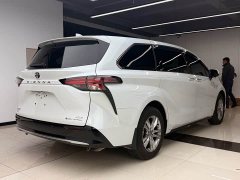Toyota Sienna 2.5L Hybrid AWD Luxury - photo 20