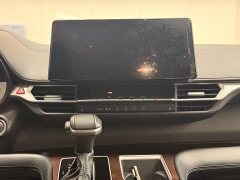 Toyota Sienna 2.5L Hybrid AWD Luxury - photo 9
