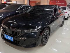 BMW 5 Series 530Li Luxury M Sport Package - ფოტო 2