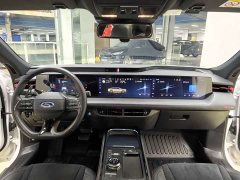 Ford Mondeo EcoBoost 245 ST-Line - ფოტო 10