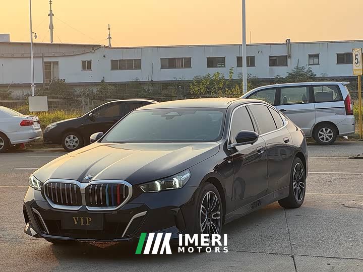 BMW 5 Series 525Li M Sport Package - car from China
