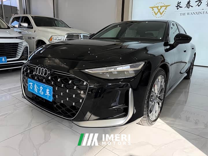 Audi A6L 45 TFSI quattro Premium Dynamic Edition with Luxury Package - car from China