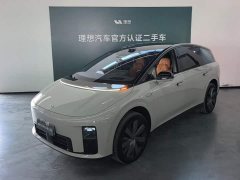 Li Auto i8 Standard Edition - фото 1