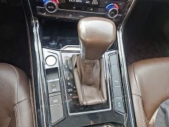 Volkswagen Hui Ang 380TSI Luxury Edition - ფოტო 13