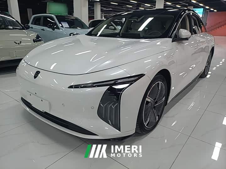 Dongfeng Xinghai S7 555 Luxury Edition - автомобиль из Китая