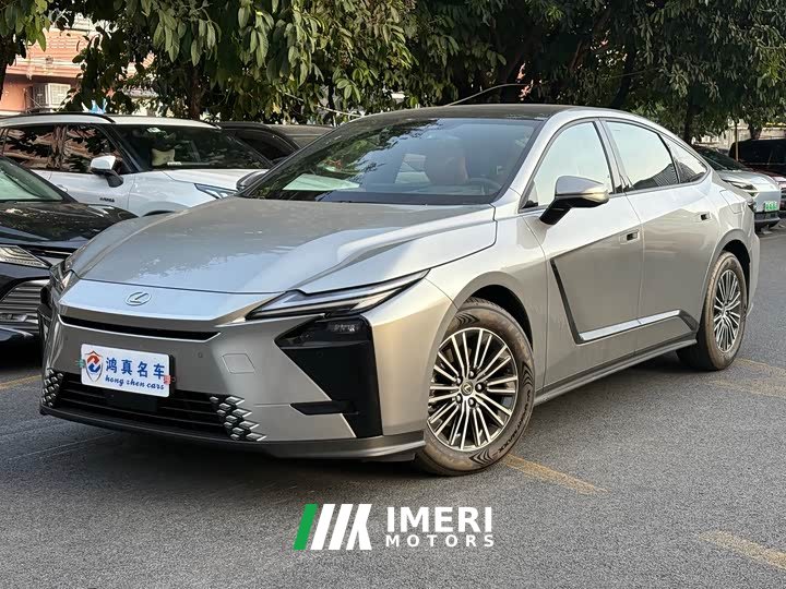 Lexus ES 300h - ავტომობილი ჩინეთიდან