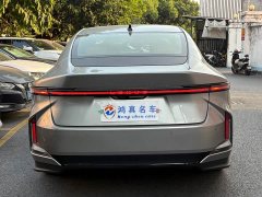 Lexus ES 300h - ფოტო 4