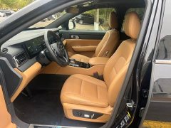 Li Auto ONE Extended Range 6-Seater - ფოტო 12