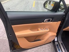 Li Auto ONE Extended Range 6-Seater - ფოტო 13