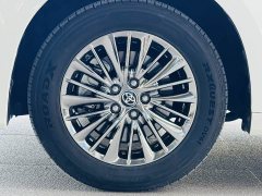 Toyota Alphard Hybrid 2.5L Luxury - photo 11