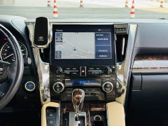 Toyota Alphard Hybrid 2.5L Luxury - photo 20