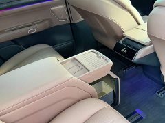 NIO ES8 75kWh Executive - ფოტო 11