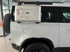 Land Rover Defender 90 P400 X-DYNAMIC S - ფოტო 7