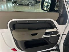 Land Rover Defender 90 P400 X-DYNAMIC S - ფოტო 8