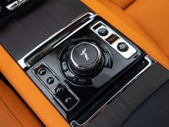 Rolls-Royce Cullinan Five-Seater - фото 17