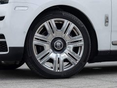 Rolls-Royce Cullinan Five-Seater - фото 9