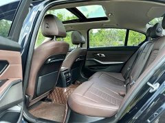 BMW 3 Series 325Li M Sport Package - ფოტო 9