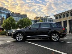 Audi Q7 45 TFSI quattro S line Sport - ფოტო 2