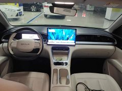 Geely Xing Yuan UP 410km Explorer Edition - photo 12