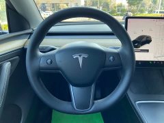 Tesla Model Y Long Range All-Wheel Drive - ფოტო 12