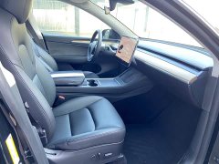 Tesla Model Y Long Range All-Wheel Drive - ფოტო 14