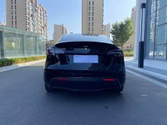 Tesla Model Y Long Range All-Wheel Drive - ფოტო 4