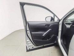 Toyota Frontlander 2.0L CVT Elite - photo 8