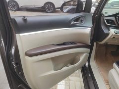 Buick GL8 Land Business Class 652T Luxury - ფოტო 7