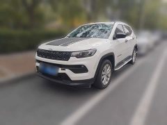 Jeep Compass 220T Automatic Leading Edition - ფოტო 1