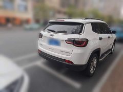 Jeep Compass 220T Automatic Leading Edition - ფოტო 4