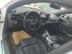 Audi A4L 40 TFSI Luxury Dynamic - ფოტო 9