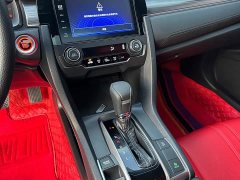 Honda Civic Hatchback 220 Turbo CVT Sharp Control - ფოტო 13