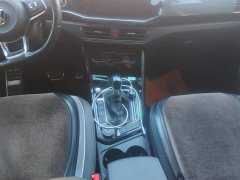 Volkswagen Taos 380TSI AWD R-Line Smart Connected Edition - фото 16