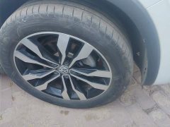 Volkswagen Taos 380TSI AWD R-Line Smart Connected Edition - фото 6