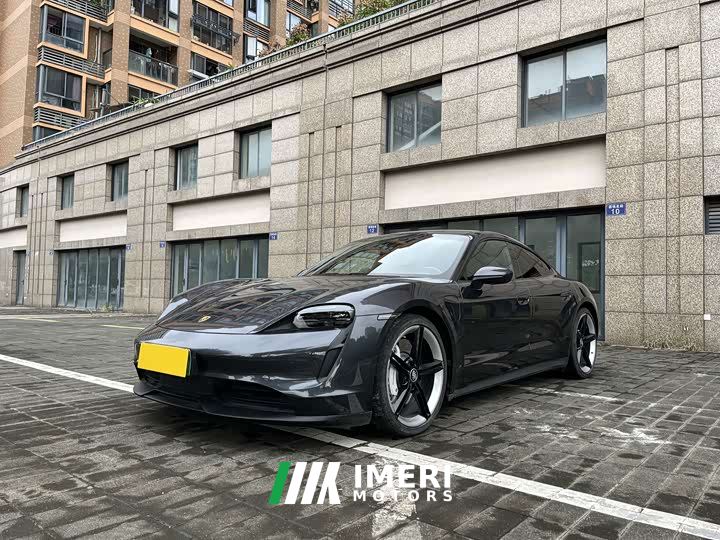 Porsche Taycan