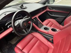 Porsche Taycan - ფოტო 9