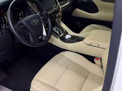 Toyota Vellfire Crown Hybrid 2.5L HV Luxury Edition - фото 4