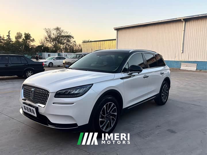 Lincoln Explorer 2.0T Two-Wheel Drive Premium - ავტომობილი ჩინეთიდან