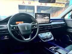 Lincoln Explorer 2.0T Two-Wheel Drive Premium - ფოტო 14